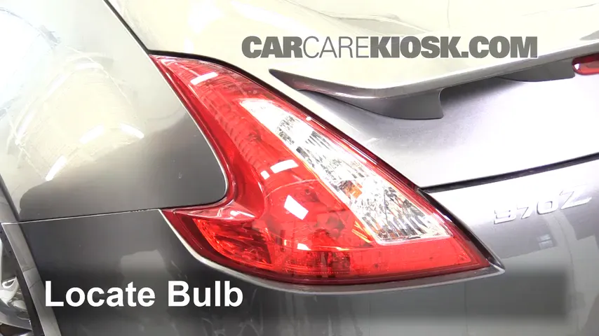 2016 Nissan 370Z 3.7L V6 Coupe Luces Luz trasera (reemplazar foco)